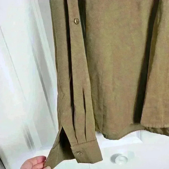 Doe & Rae Olive Green Botton Up Shirt With Grey Attached Hood Size Large - Picture 2 of 8